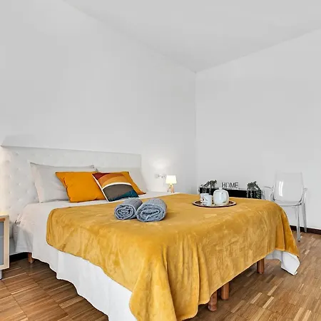 Buzzi - Affitti Brevi Italia *